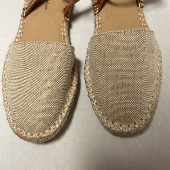 Time and tru memory foam beige espadrilles - Picture 6 of 16